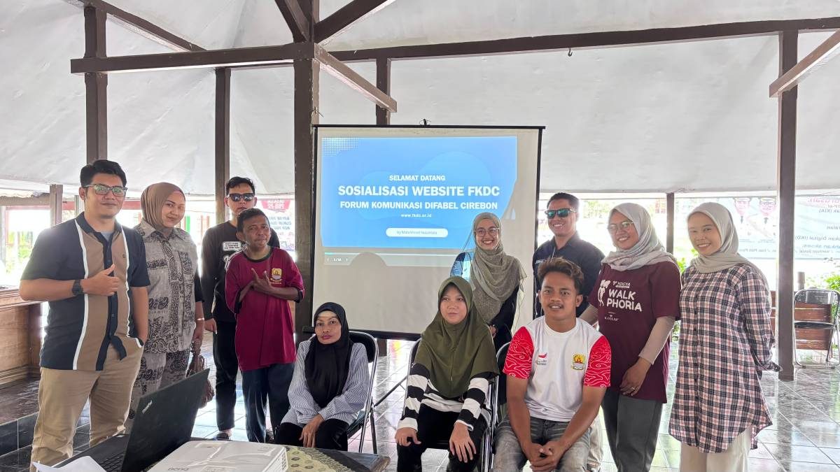 Mata Kreasi Nusantara Berikan Pelatihan Pengelolaan Website FKDC